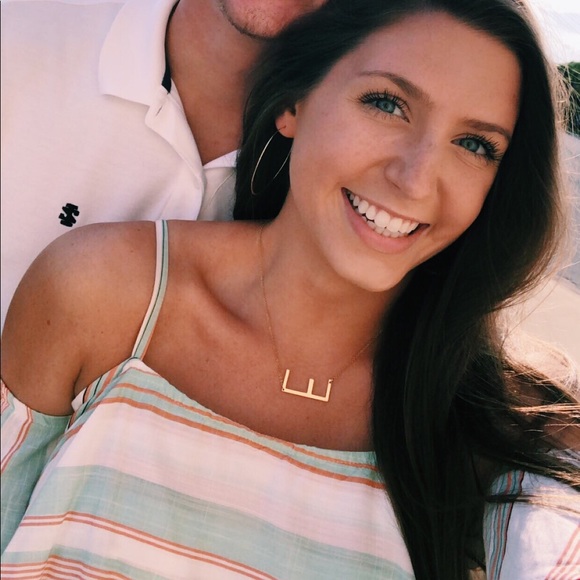 Meet your Posher, Emily - Picture 1 of 1